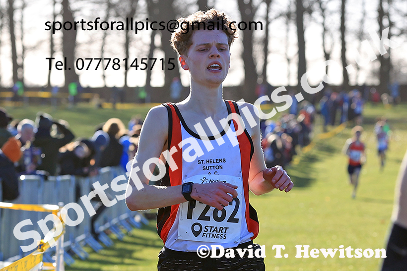 Mens under-17s 2025 Northern Cross Country Champs, Tatton Park, Knutsford, Cheshire. Photo: David T. Hewitson/Sports for All Pics
